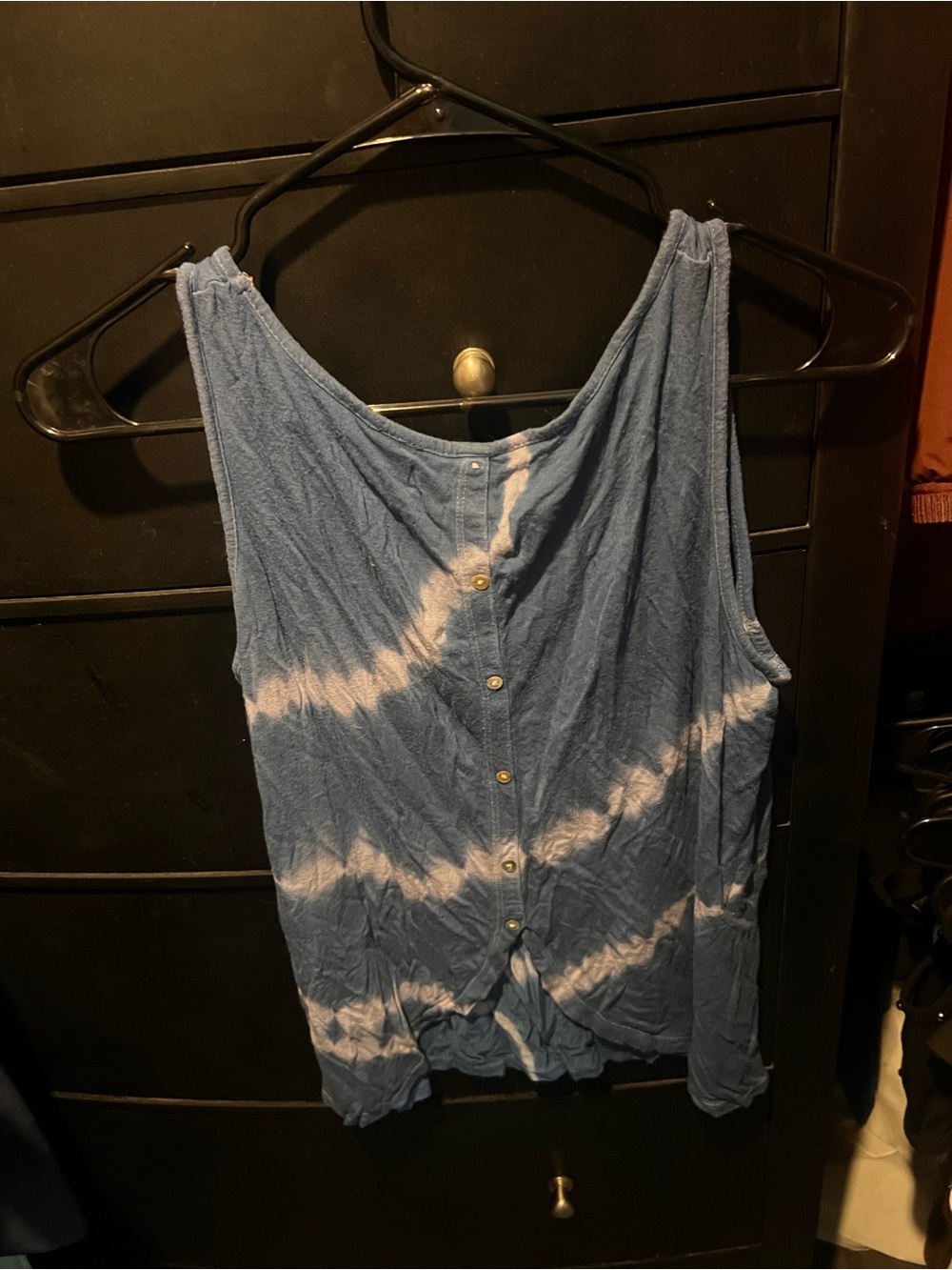 Olive & Oak Blue Tie-Dye Button-Front Tank Top